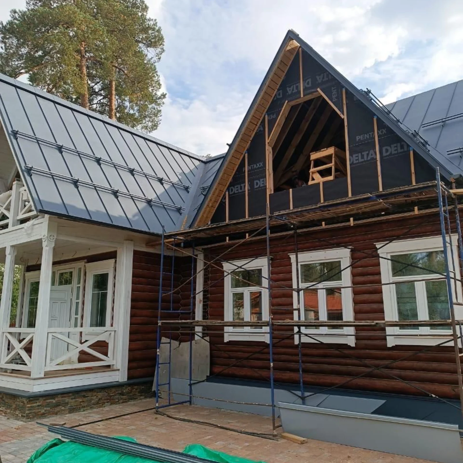 Кровля в процессе реконструкции